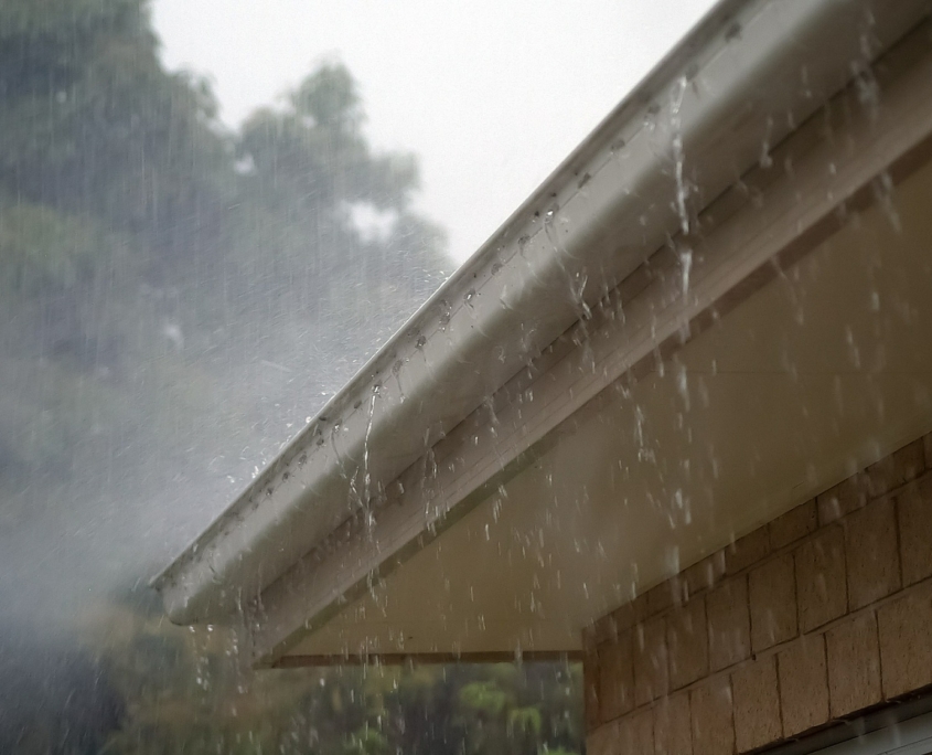 Pioggia dal tetto: impermeabilizzazioni condominio